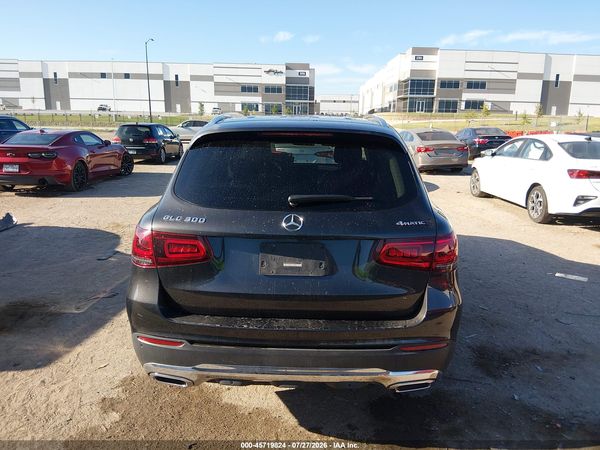2022 MERCEDES-BENZ GLC 300 4MATIC SUV