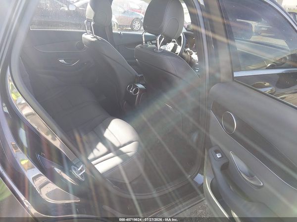 2022 MERCEDES-BENZ GLC 300 4MATIC SUV