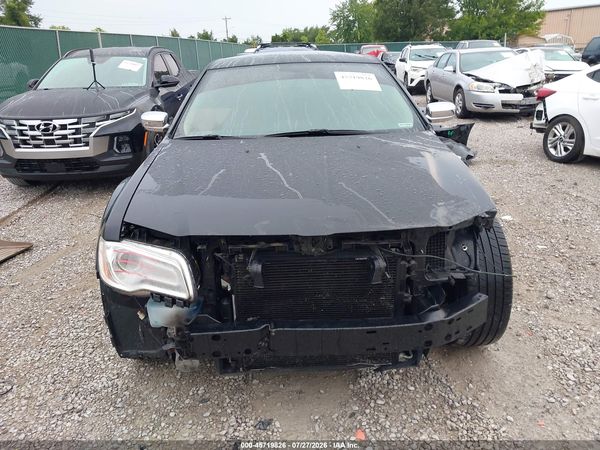 2012 CHRYSLER 300 LIMITED — I115