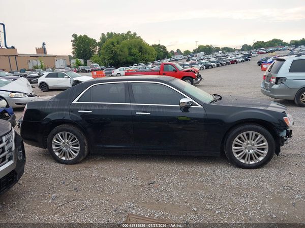 2012 CHRYSLER 300 LIMITED — I116