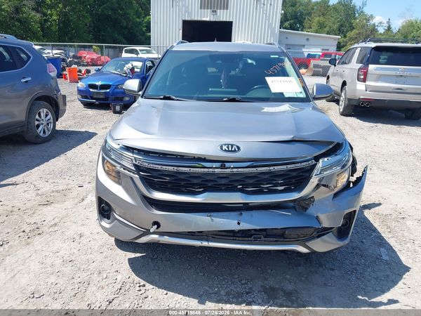 2021 KIA SELTOS S