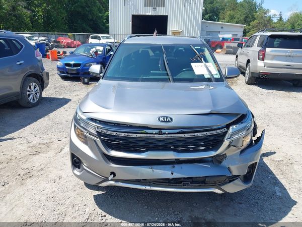 2021 KIA SELTOS S
