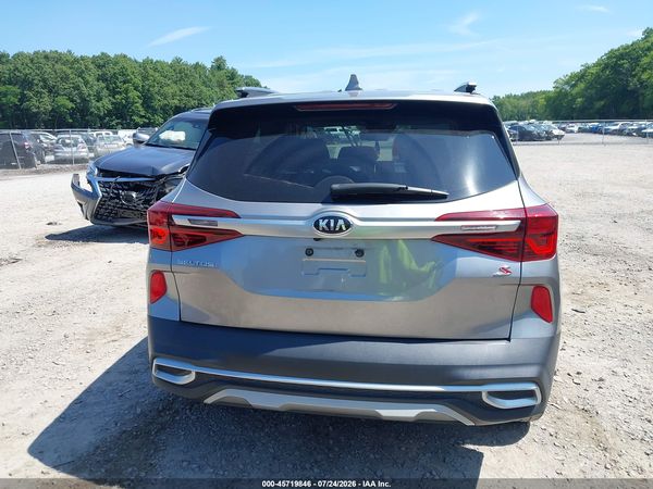 2021 KIA SELTOS S