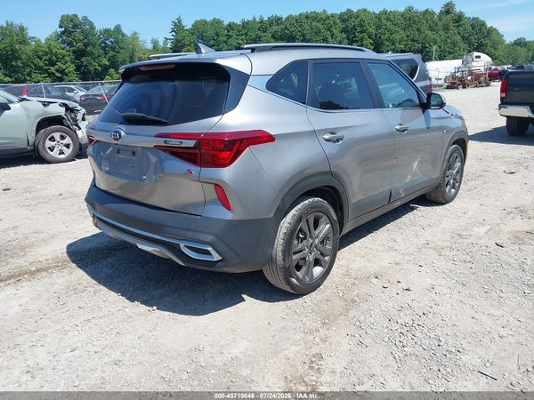 2021 KIA SELTOS S
