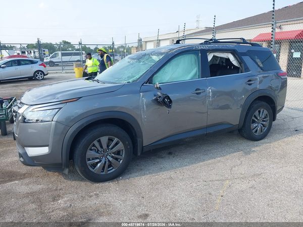 2024 NISSAN PATHFINDER SV 4WD