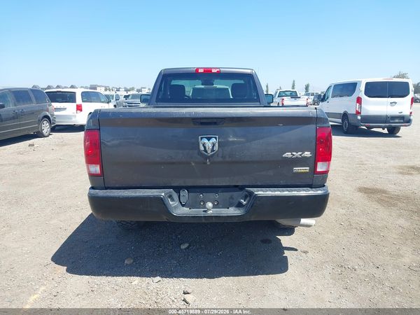 2019 RAM 1500 CLASSIC TRADESMAN  4X4 8' BOX