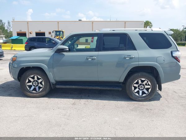 2022 TOYOTA 4RUNNER