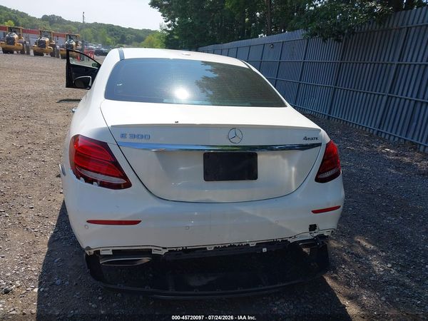 2017 MERCEDES-BENZ E 300 4MATIC