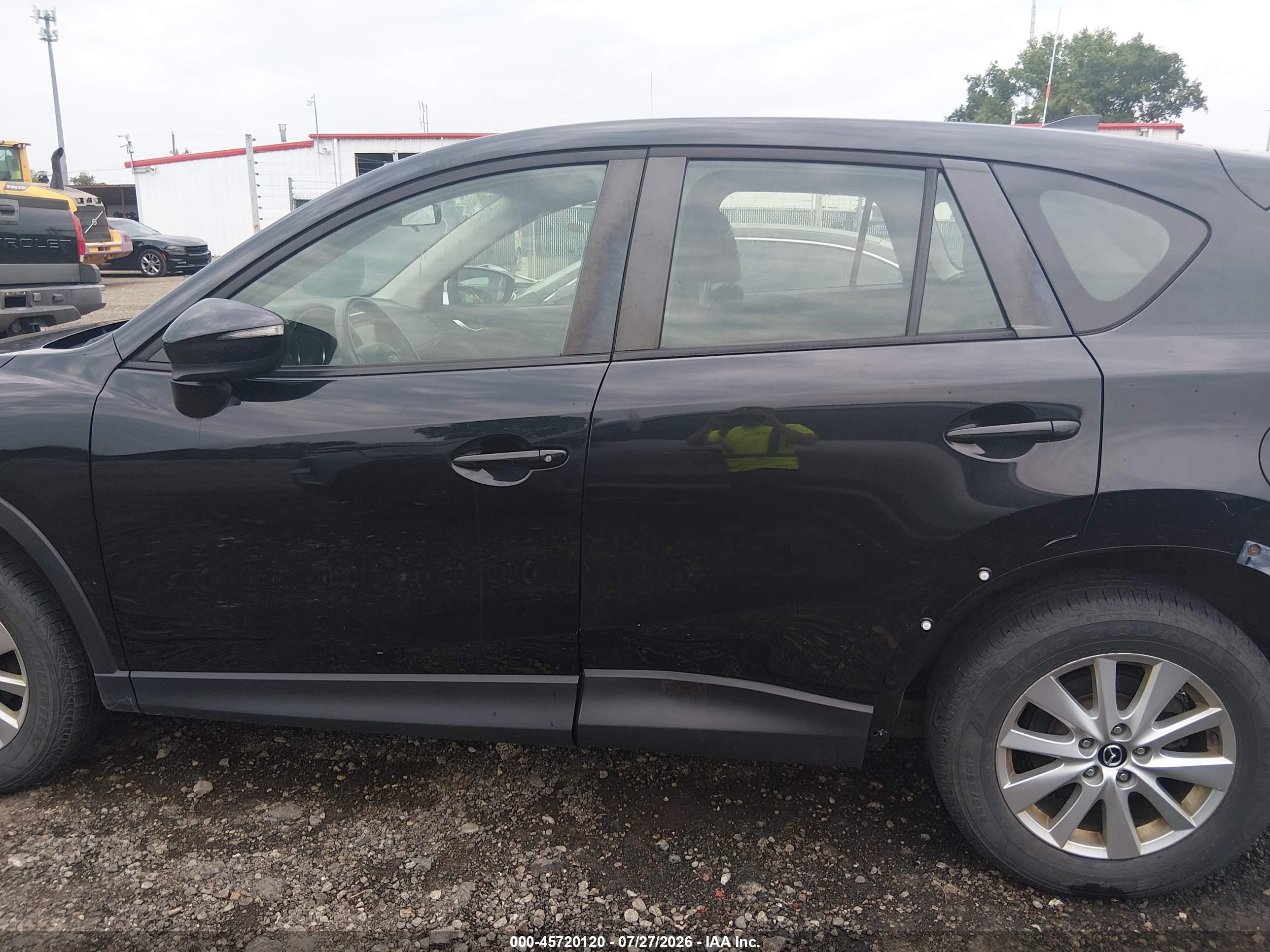2016 MAZDA CX-5 SPORT