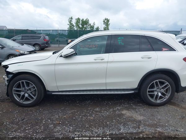 2017 MERCEDES-BENZ GLC 300 4MATIC