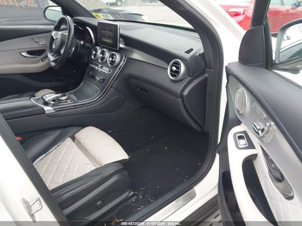 2017 MERCEDES-BENZ GLC 300 4MATIC