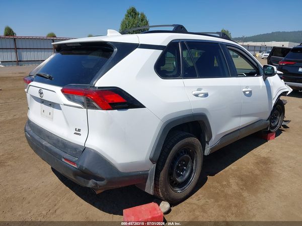 2020 TOYOTA RAV4 LE