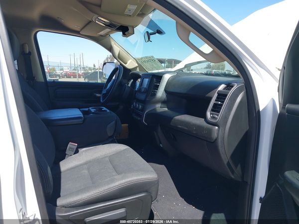 2019 RAM 1500 TRADESMAN  4X4 6'4 BOX