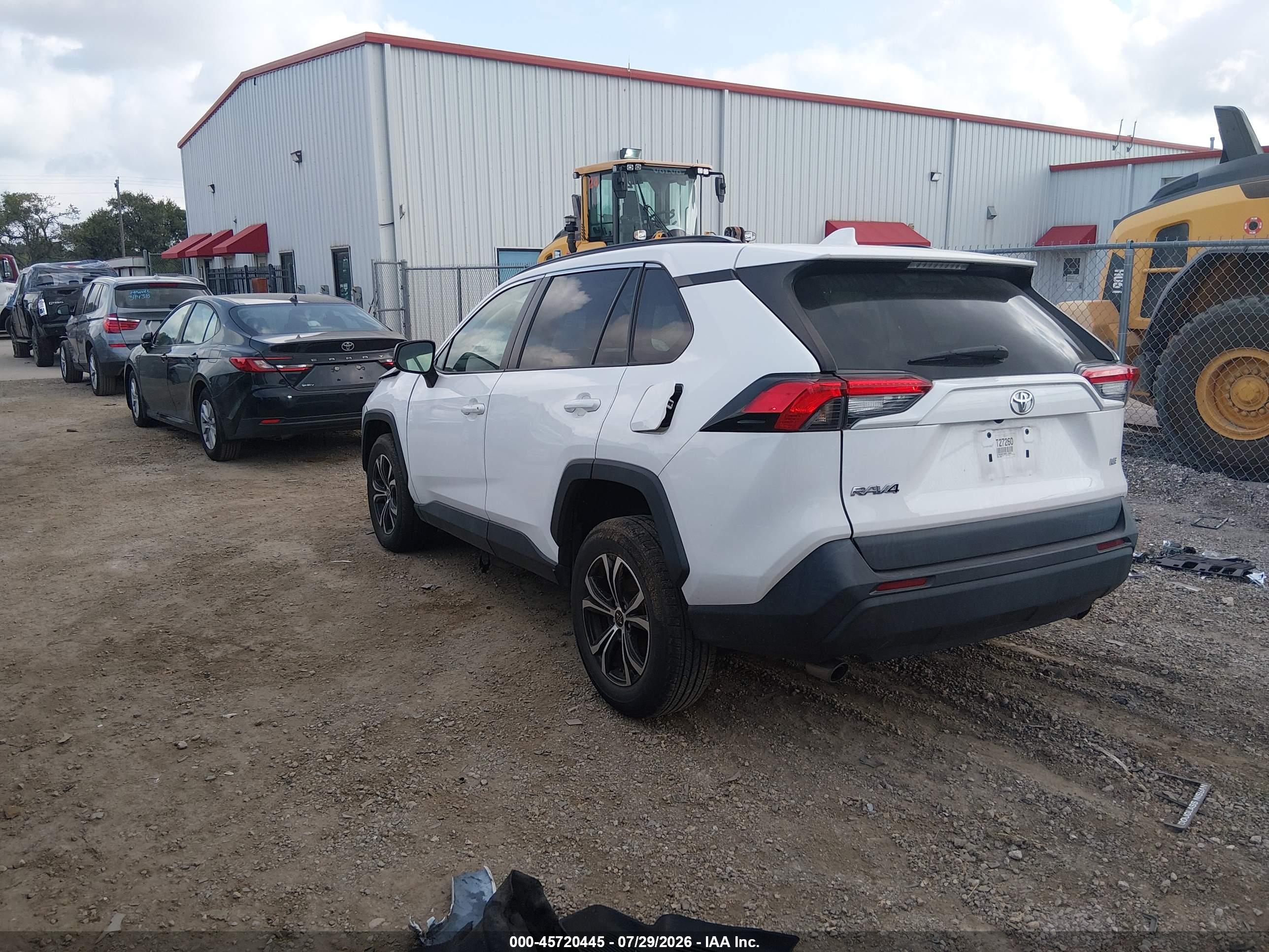 2021 TOYOTA RAV4 LE
