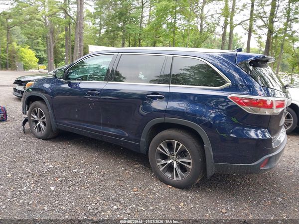 2016 TOYOTA HIGHLANDER XLE V6