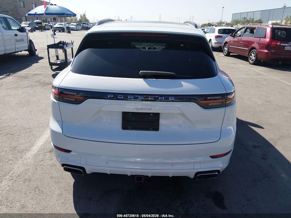 2019 PORSCHE CAYENNE