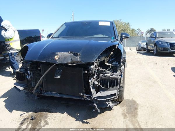 2020 PORSCHE CAYENNE COUPE TURBO