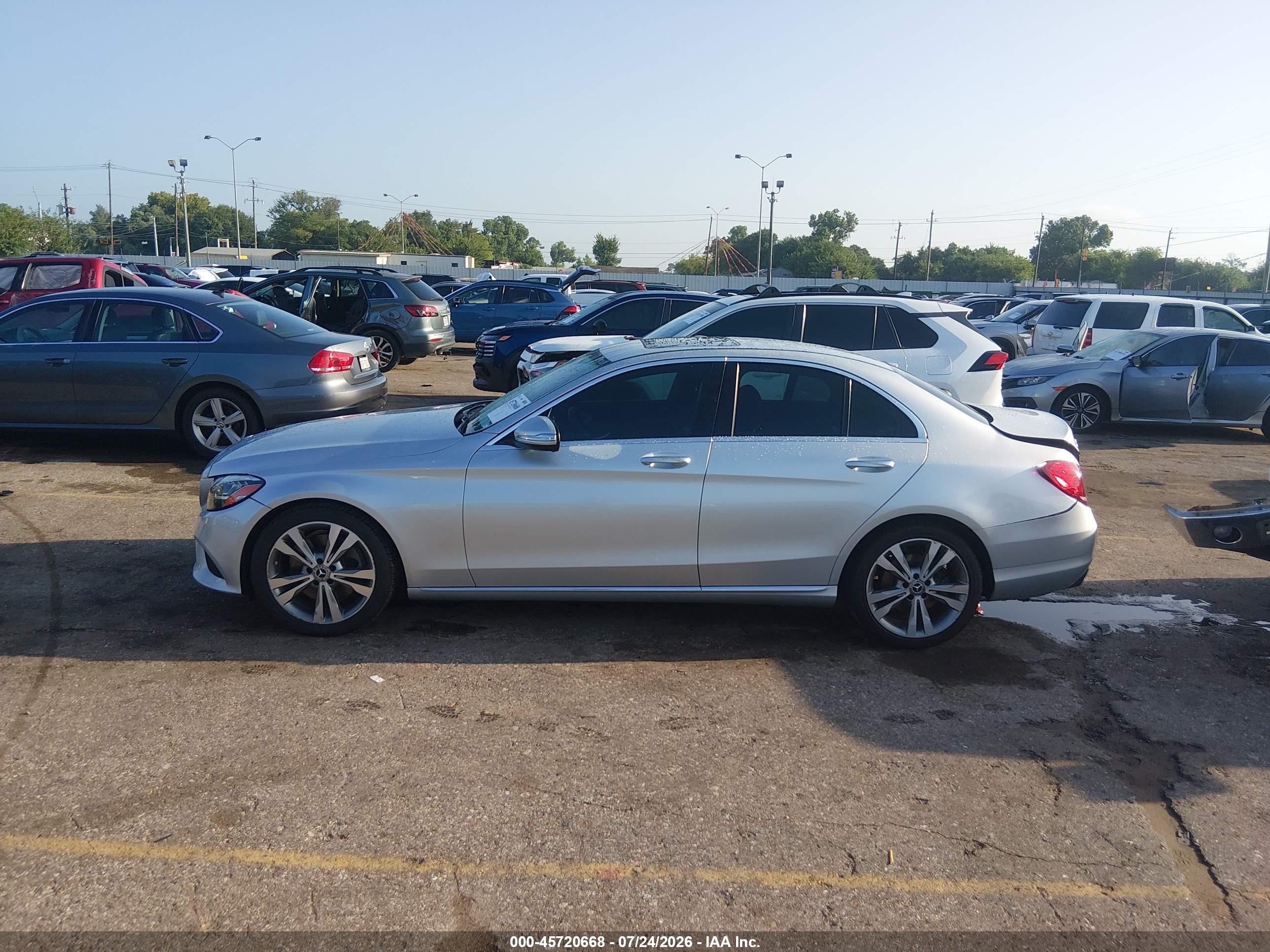 2020 MERCEDES-BENZ C 300 C300