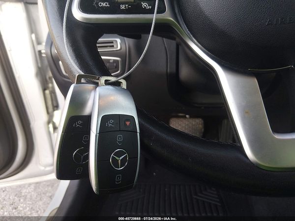 2020 MERCEDES-BENZ C 300 C300
