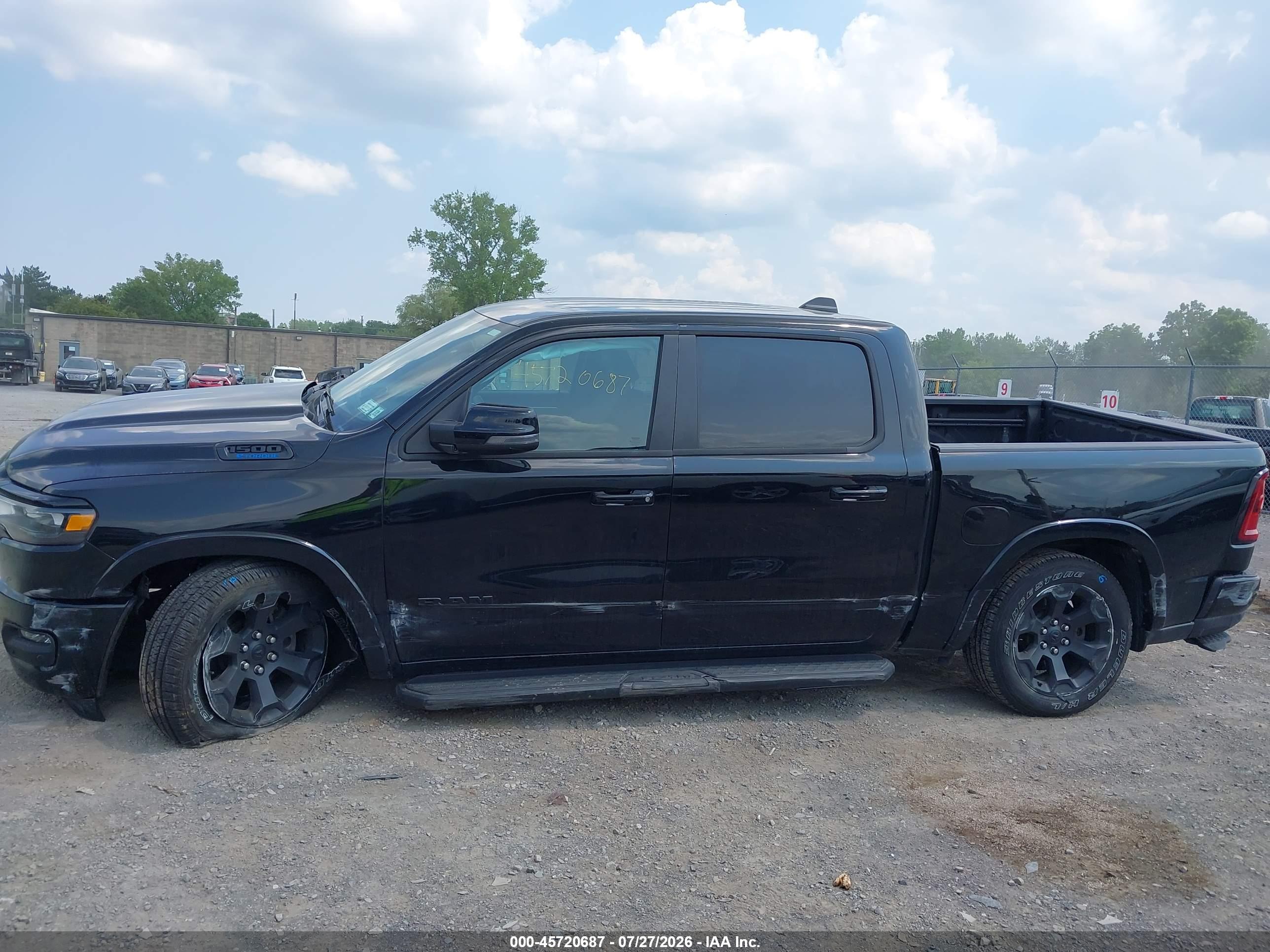2025 RAM 1500 BIG HORN  4X4 5'7 BOX