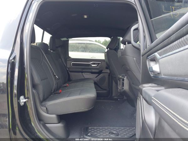2025 RAM 1500 BIG HORN  4X4 5'7 BOX