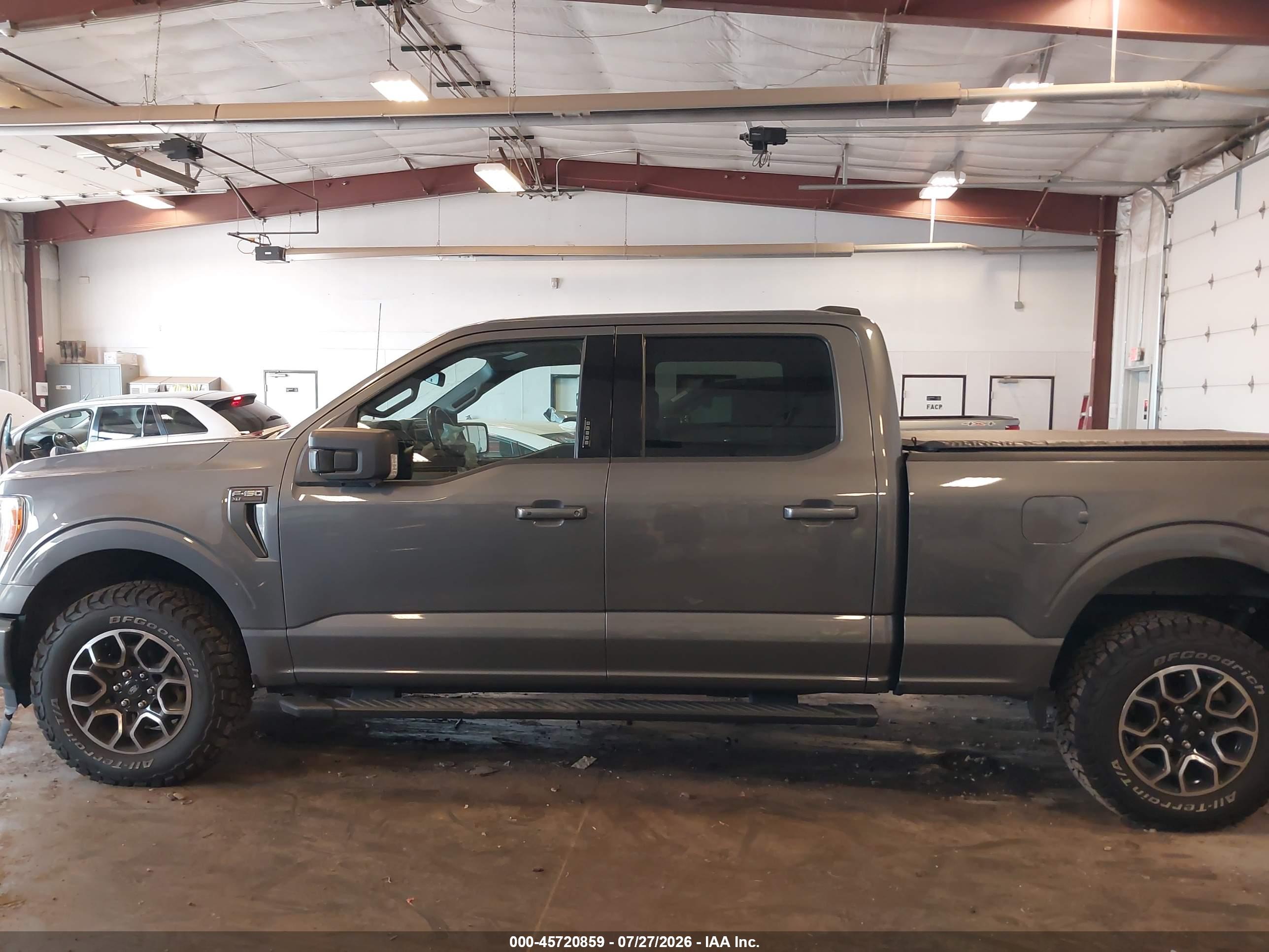 2022 FORD F-150 XLT