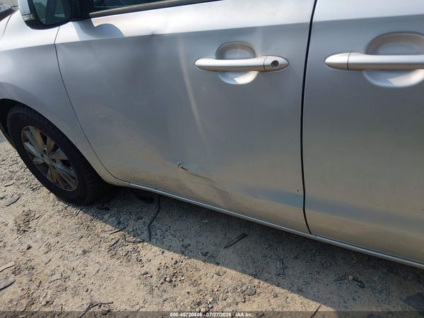 2016 KIA SEDONA LX