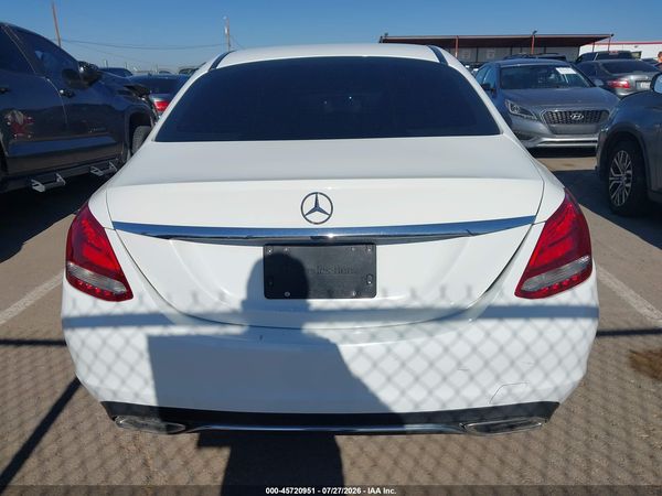 2017 MERCEDES-BENZ C 300 LUXURY/SPORT