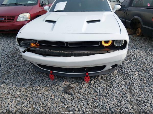 2017 DODGE CHALLENGER SXT