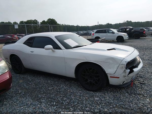 2017 DODGE CHALLENGER SXT