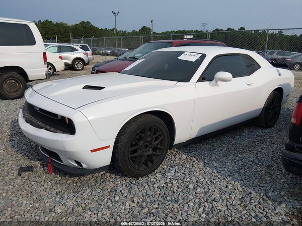 2017 DODGE CHALLENGER SXT