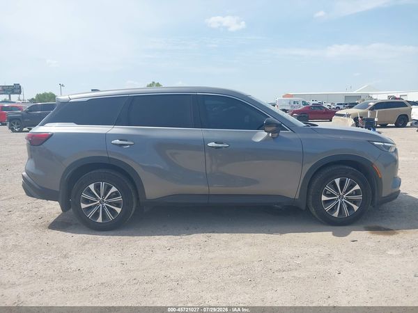 2025 INFINITI QX60 PURE