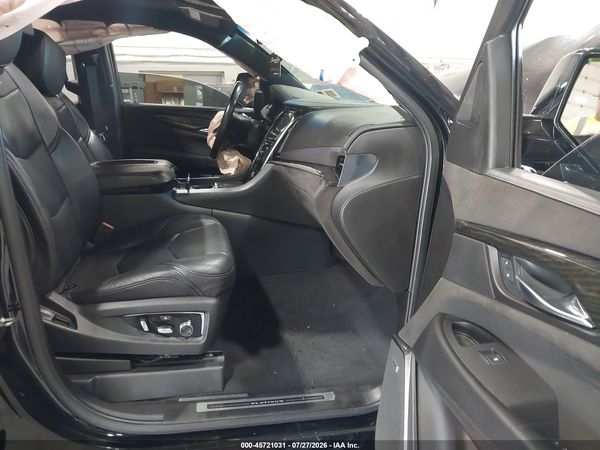 2016 CADILLAC ESCALADE PLATINUM