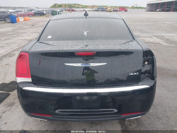 2018 CHRYSLER 300 TOURING