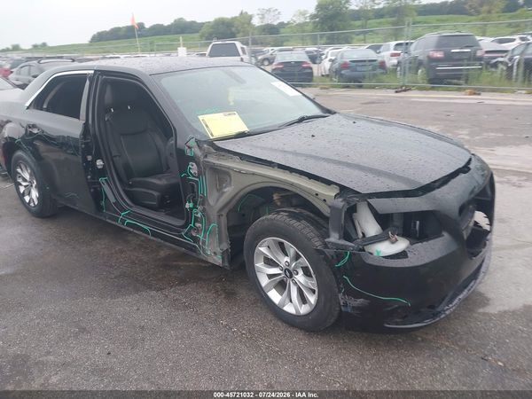 2018 CHRYSLER 300 TOURING