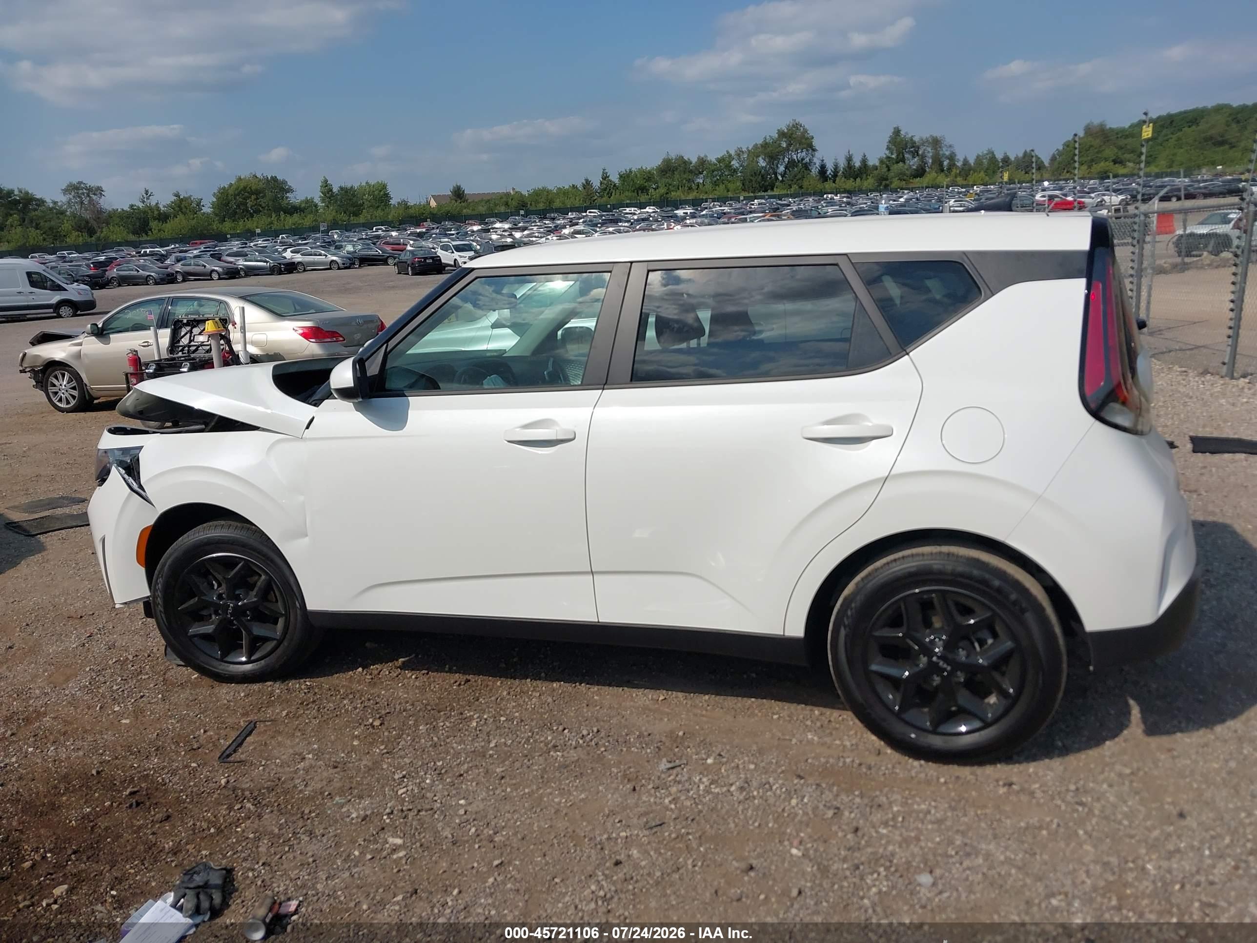 2025 KIA SOUL LX