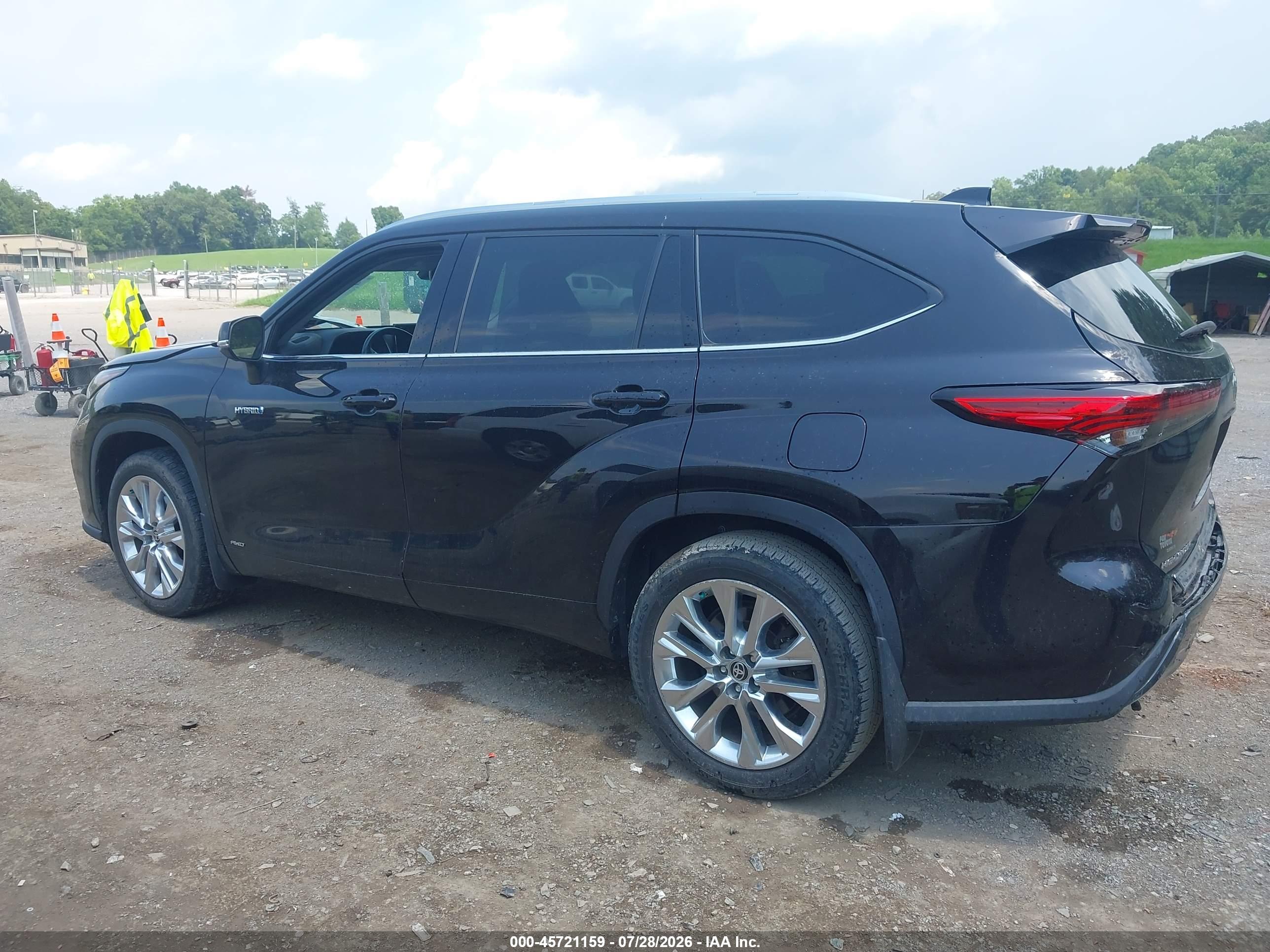 2020 TOYOTA HIGHLANDER HYBRID LIMITED