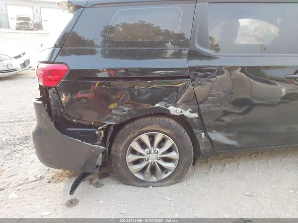 2019 KIA SEDONA L