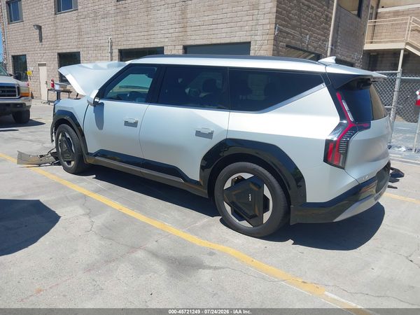 2024 KIA EV9 LAND
