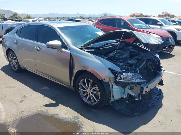 2018 LEXUS ES 300H