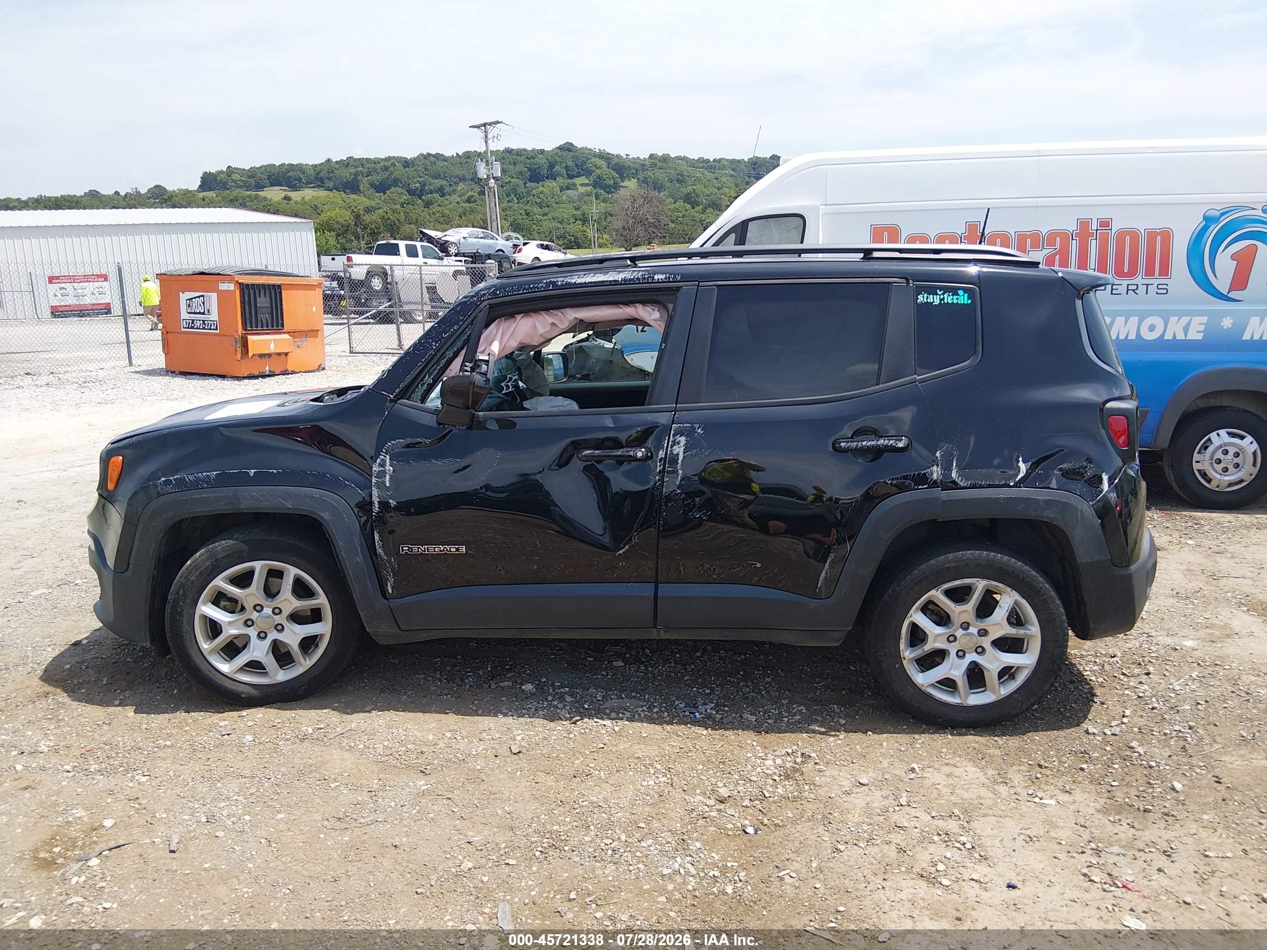 2018 JEEP RENEGADE LATITUDE FWD
