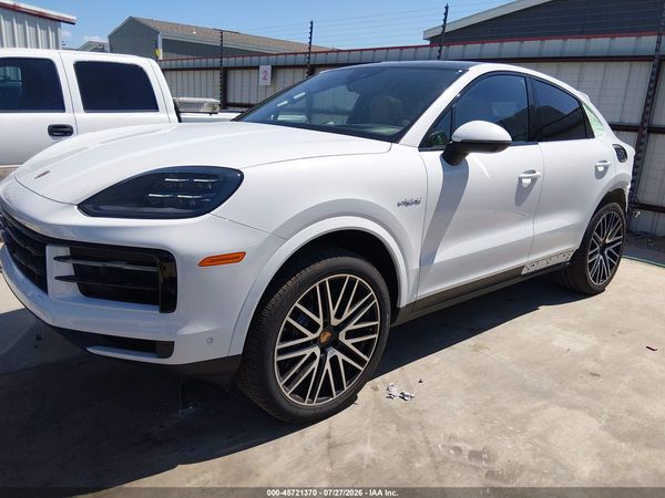 2026 PORSCHE CAYENNE E-HYBRID COUPE