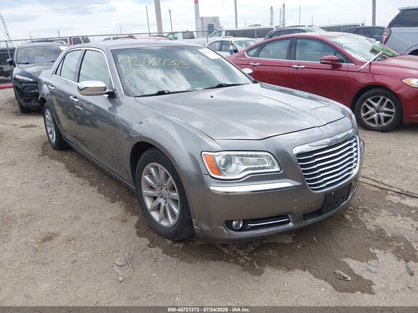 2012 CHRYSLER 300 LIMITED — I1