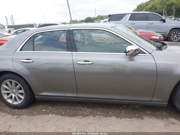 2012 CHRYSLER 300 LIMITED — I116