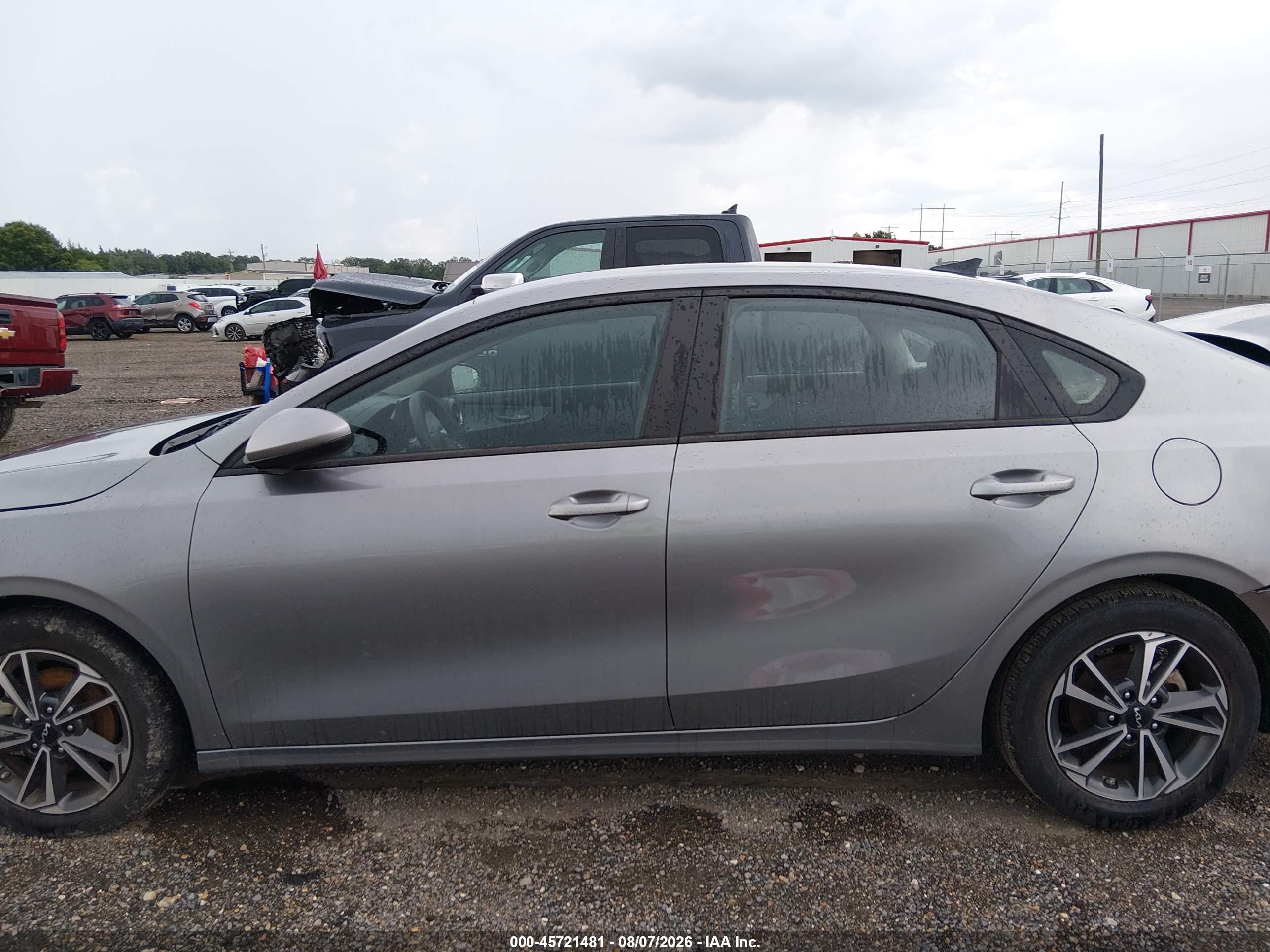 2024 KIA FORTE LXS