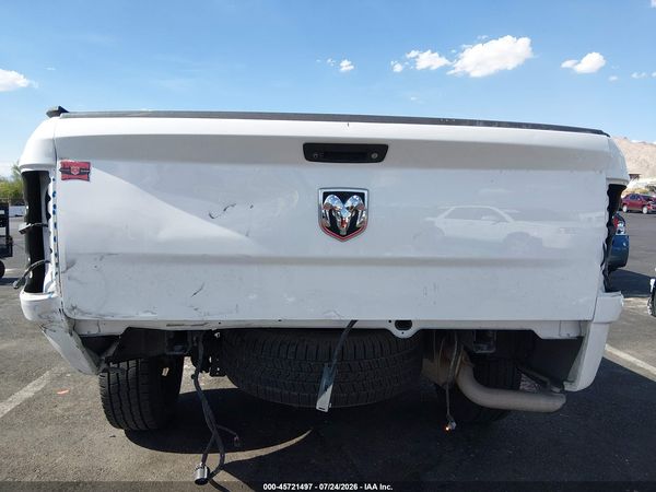 2018 RAM 1500 TRADESMAN  4X2 8' BOX