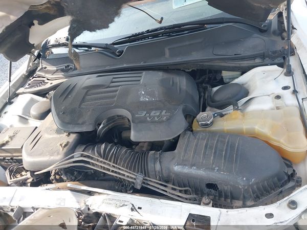 2013 DODGE CHALLENGER SXT