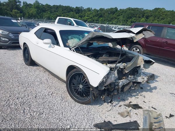 2013 DODGE CHALLENGER SXT