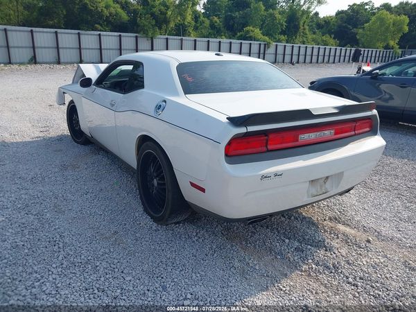 2013 DODGE CHALLENGER SXT