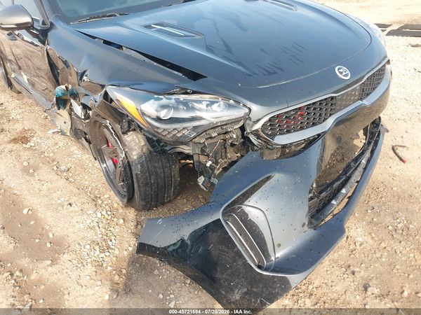 2020 KIA STINGER GT2